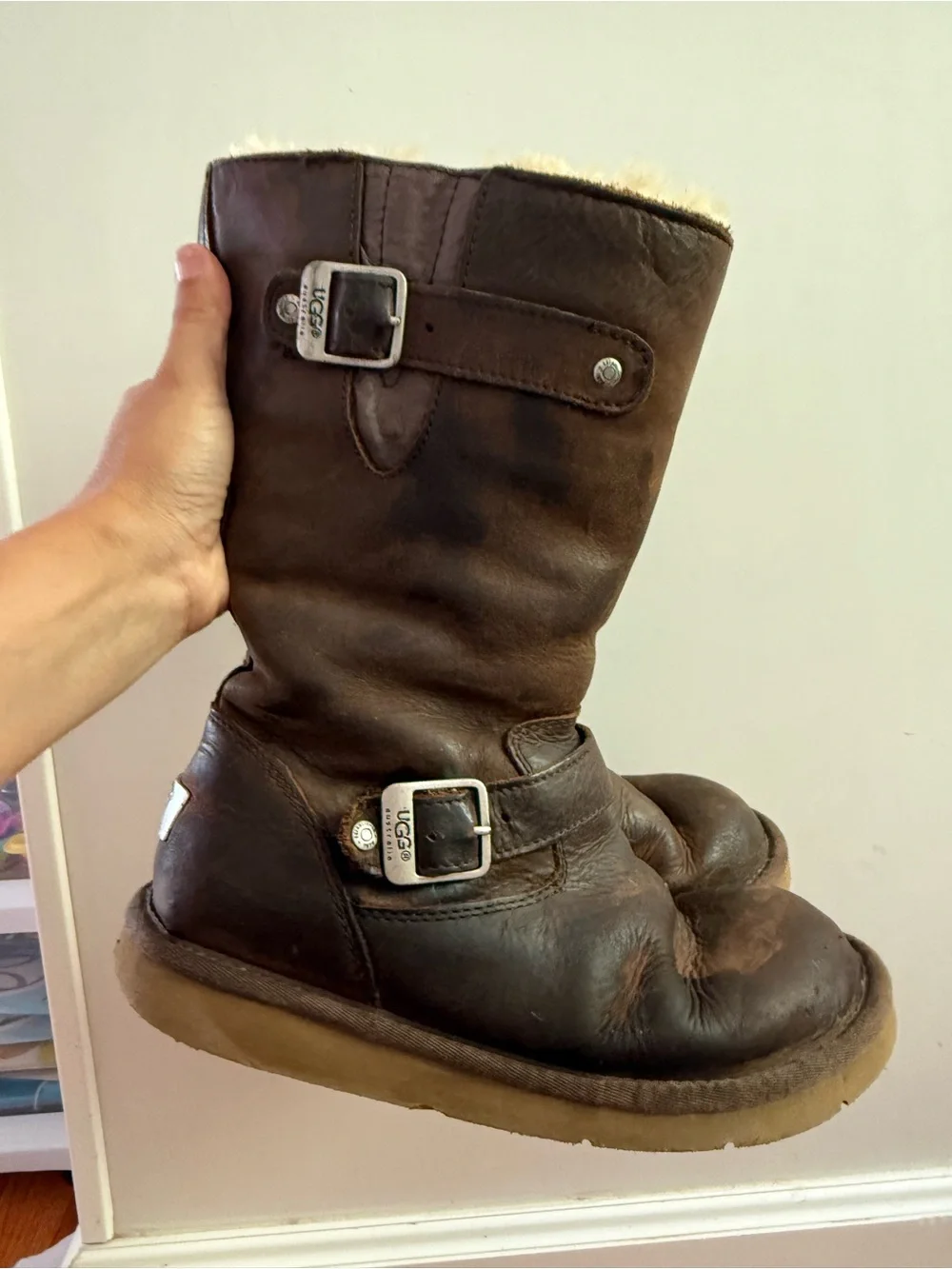 Ugg Australia Boots 5678 Brown Leather Womens Us Size 8 Shearling Lined Strapped